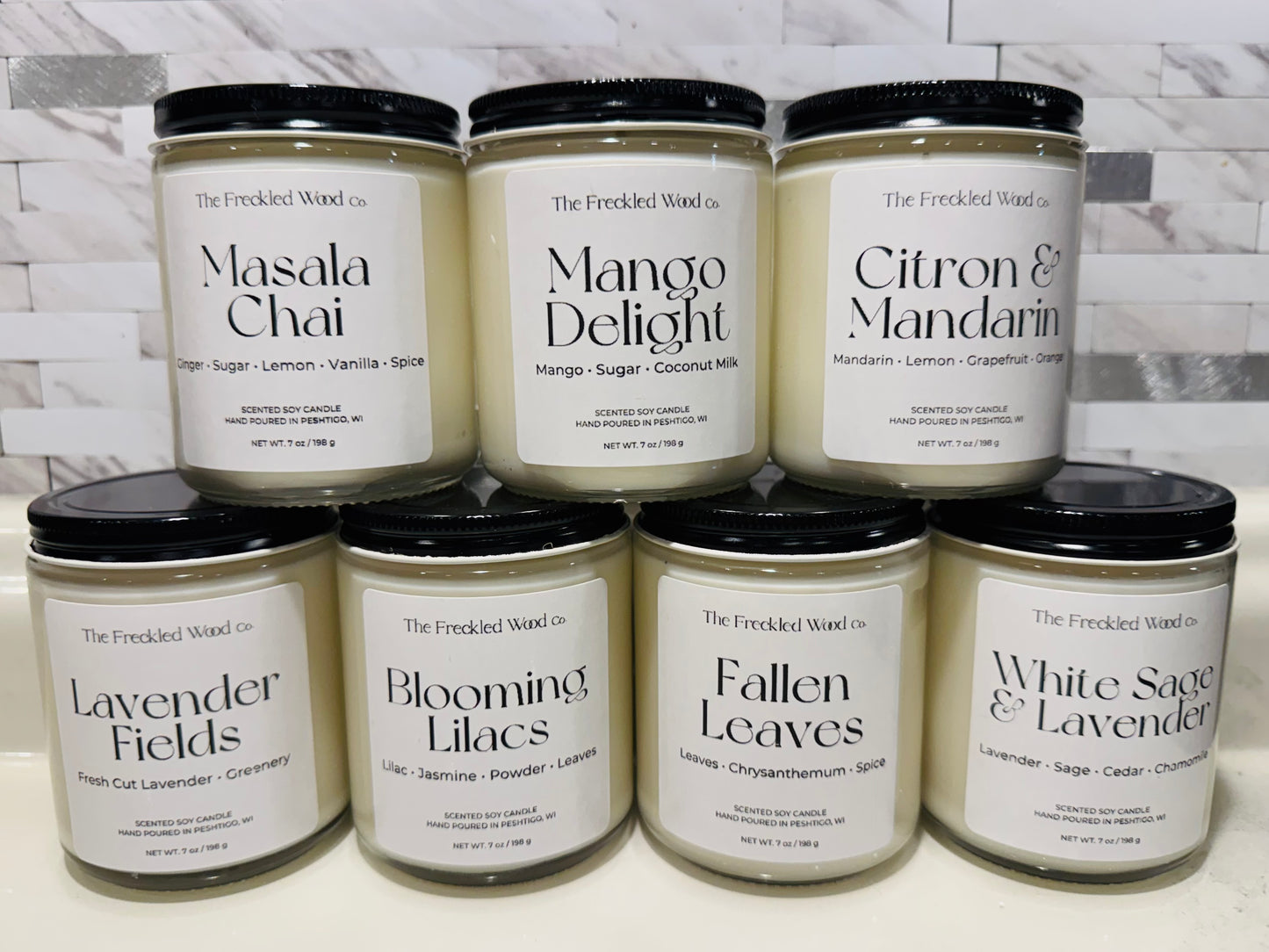 Hand-poured 100% soy candles, non-toxic 7oz.